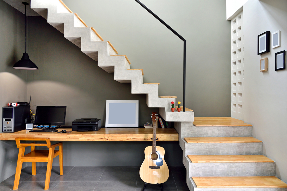 Devina Home loading=