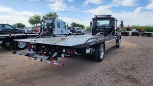 Flatbed Tow Truck In Dallas Tx loading=
